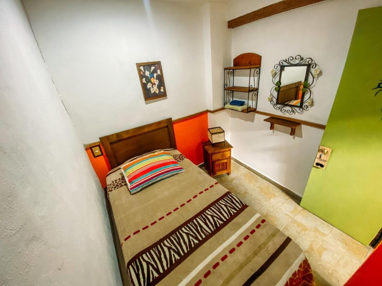 Hospedaje Del Campanero 19 Гуанахуато Стая снимка